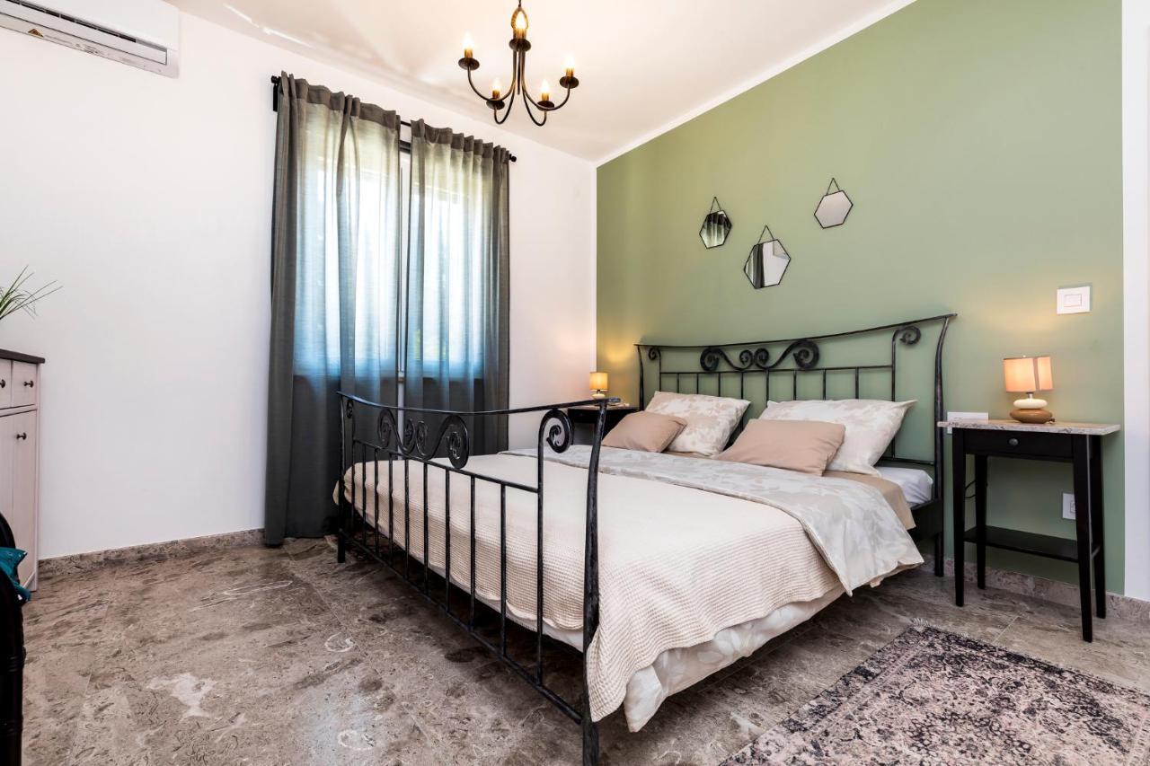 Apartment Medea, St. Martin Mali Losinj